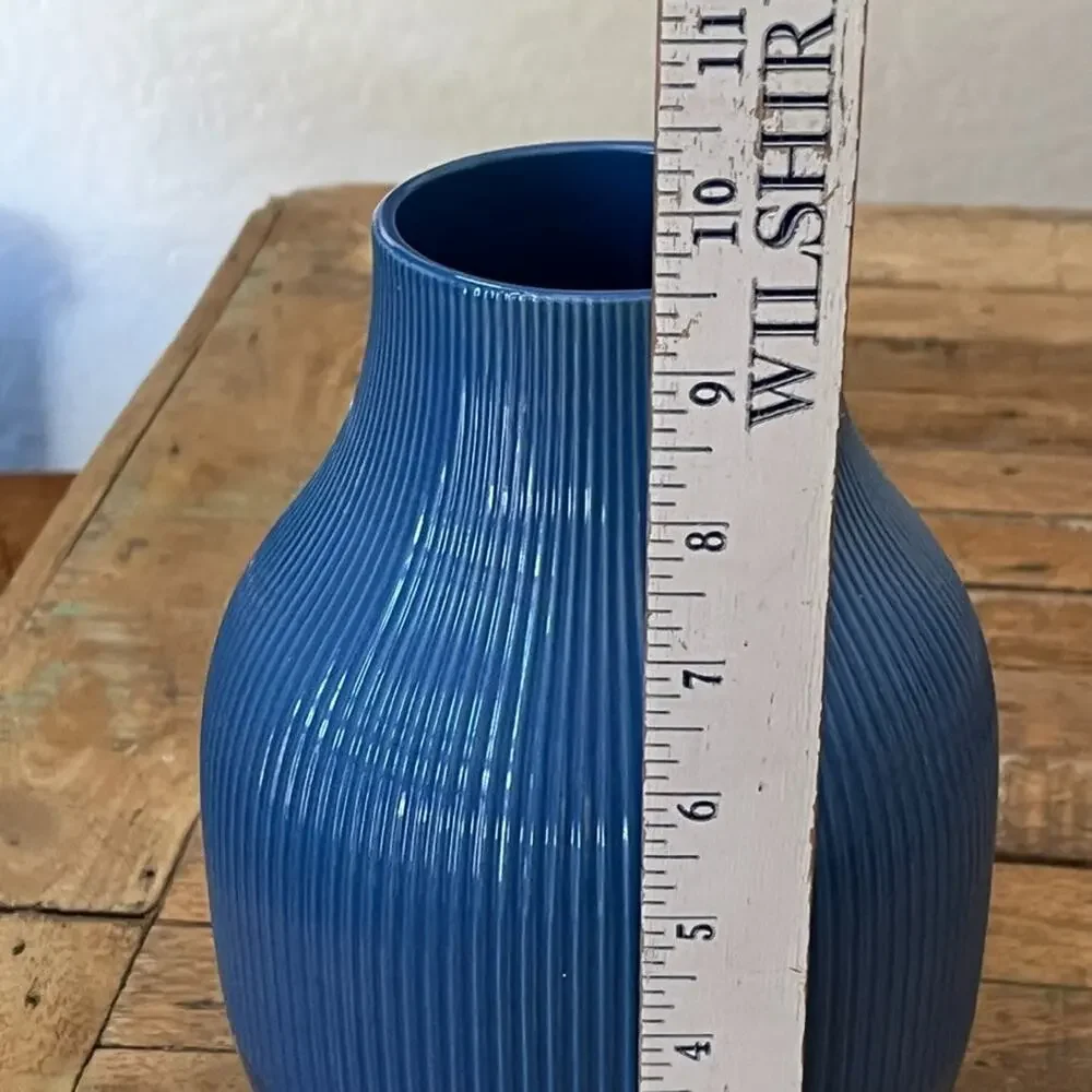Ikea Gradvis Ceramic Vase 9.5